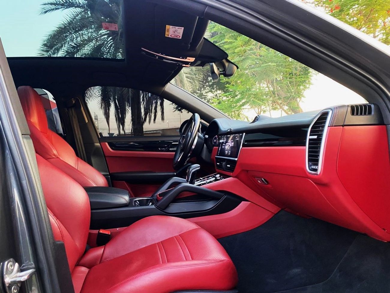 Porsche Cayenne Std 3.0L (340 HP)