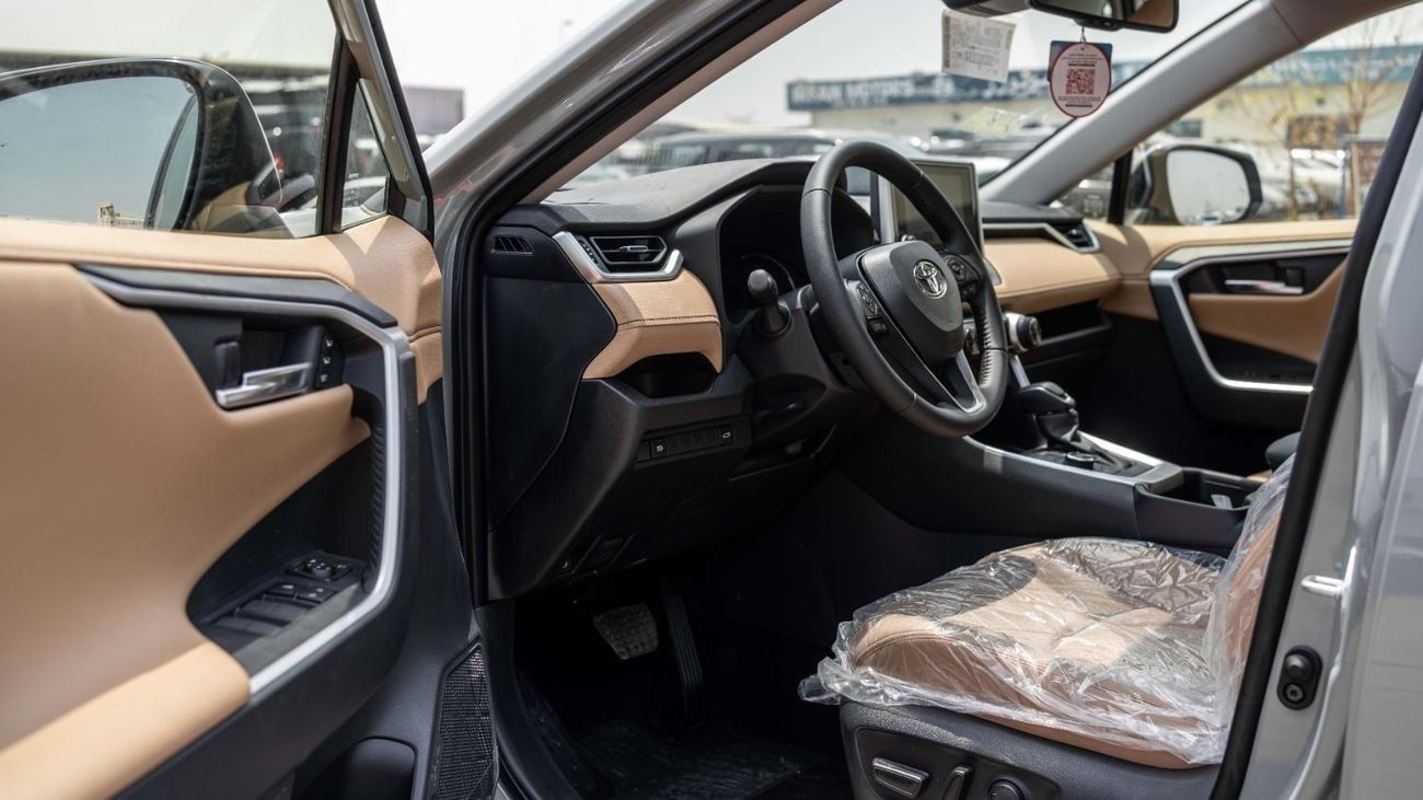 Toyota RAV4 2025 Toyota Rav4 Limited 2.5L AWD AT Hybrid (Green-Tan)