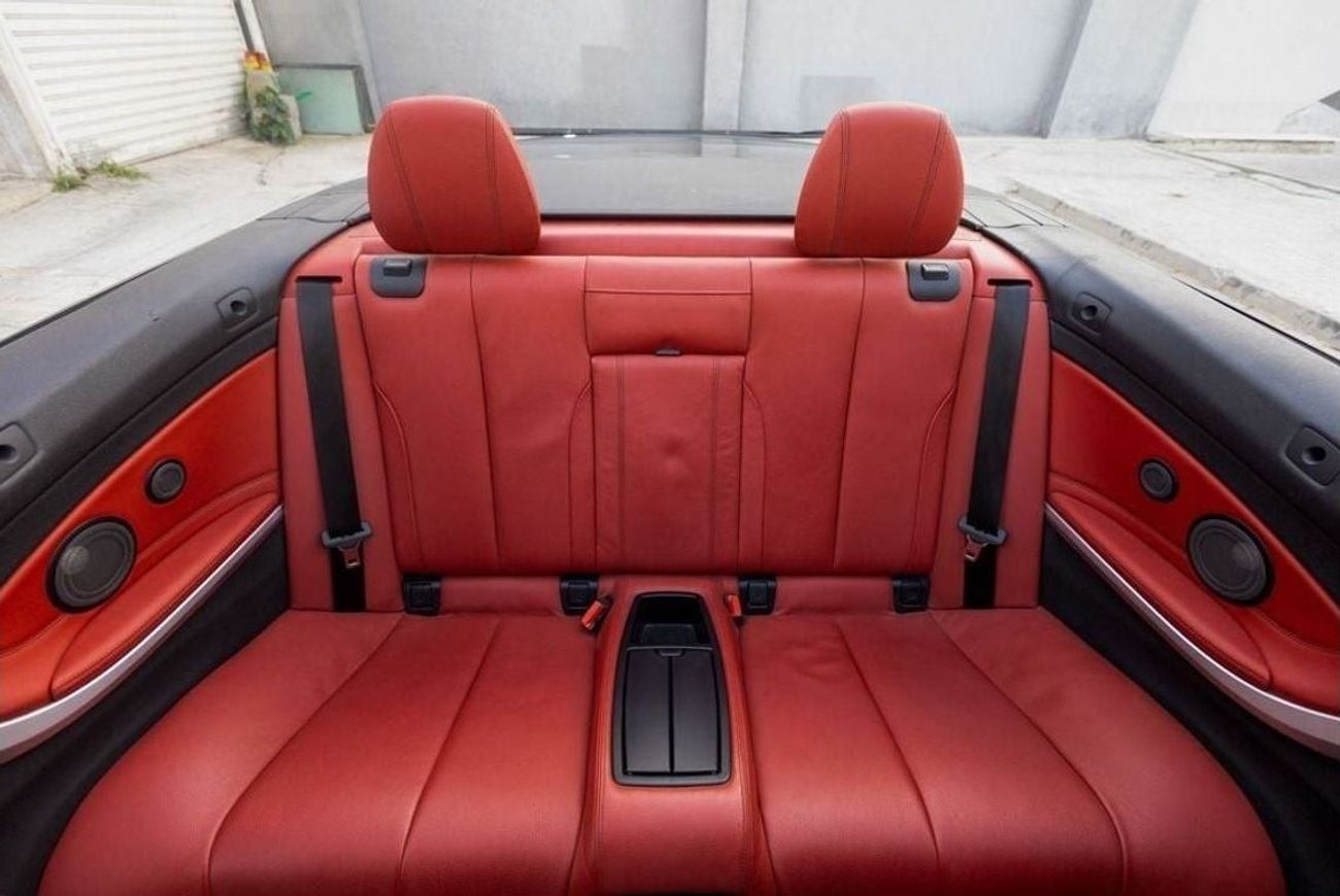 BMW 430i M Sport 2.0L BMW 430i M-Sport Convertible 2018 GCC under Warranty with Flexible Down-Payment.