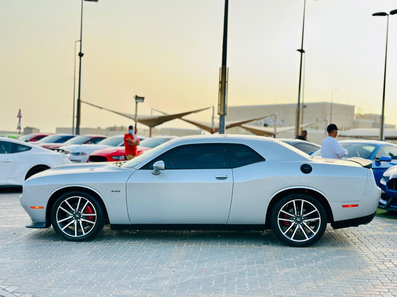 Dodge Challenger R/T 5.7L (370 HP) | Monthly 1900/- | 0% DP | Paddle Shifters | Touch Screen | # 70294
