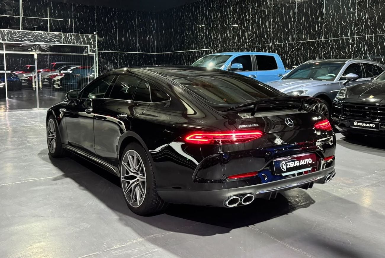 مرسيدس بنز AMG GT 43