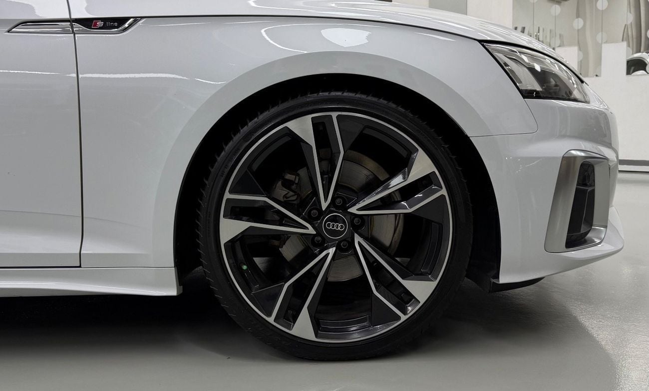 Audi A5 40 TFSI S-LINE 40 TFSI S Line 2.0L (187 HP)