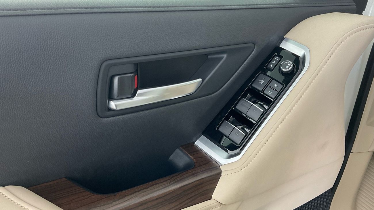 Toyota Land Cruiser GXR | upto AED 20,000 Ramadan Discount | Guaranteed Warranty | 0 Down Payment