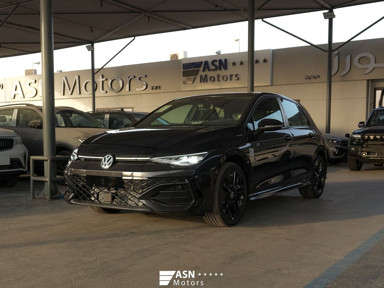 Volkswagen Golf R-Line Black Package Full Edition 2025 (Export Price)