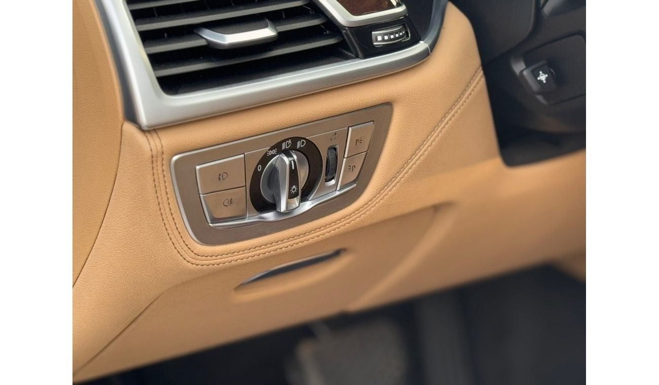 BMW 740Li Luxury 3.0L (335 HP) BMW 740Li / 2016 / GCC / Only 59,000KM / Full Option/ Free Accident/ 3 Keys