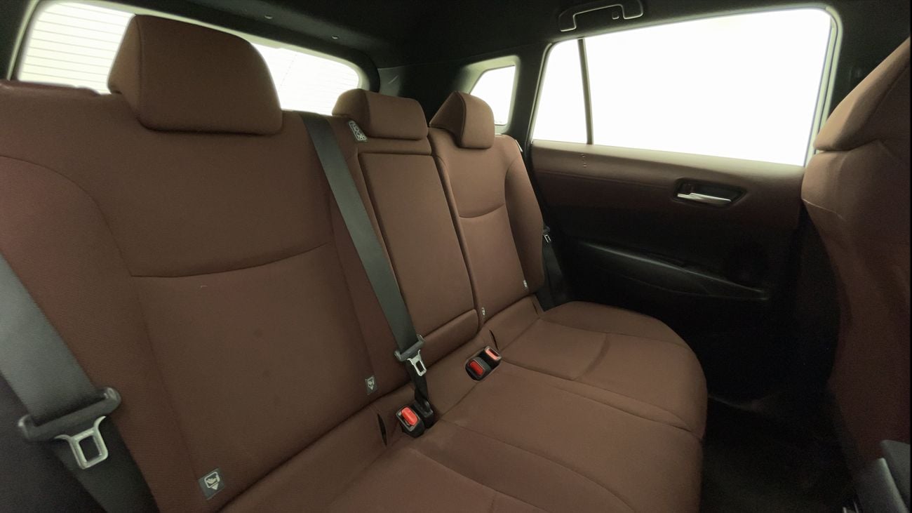 تويوتا كورولا كروس XL 1.8 | بدون دفعة مقدمة | اختبار القيادة في المنزل