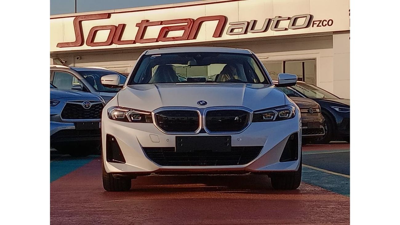 BMW i3 i3   35L / SEDAN / RWD / 0 KM Electric Car White color