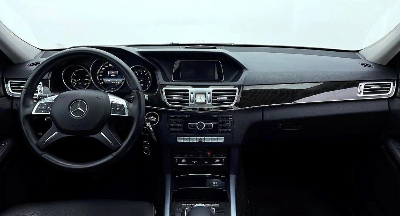 Mercedes-Benz E200 4-cylinder engine, producing 181 hp to 208 hp