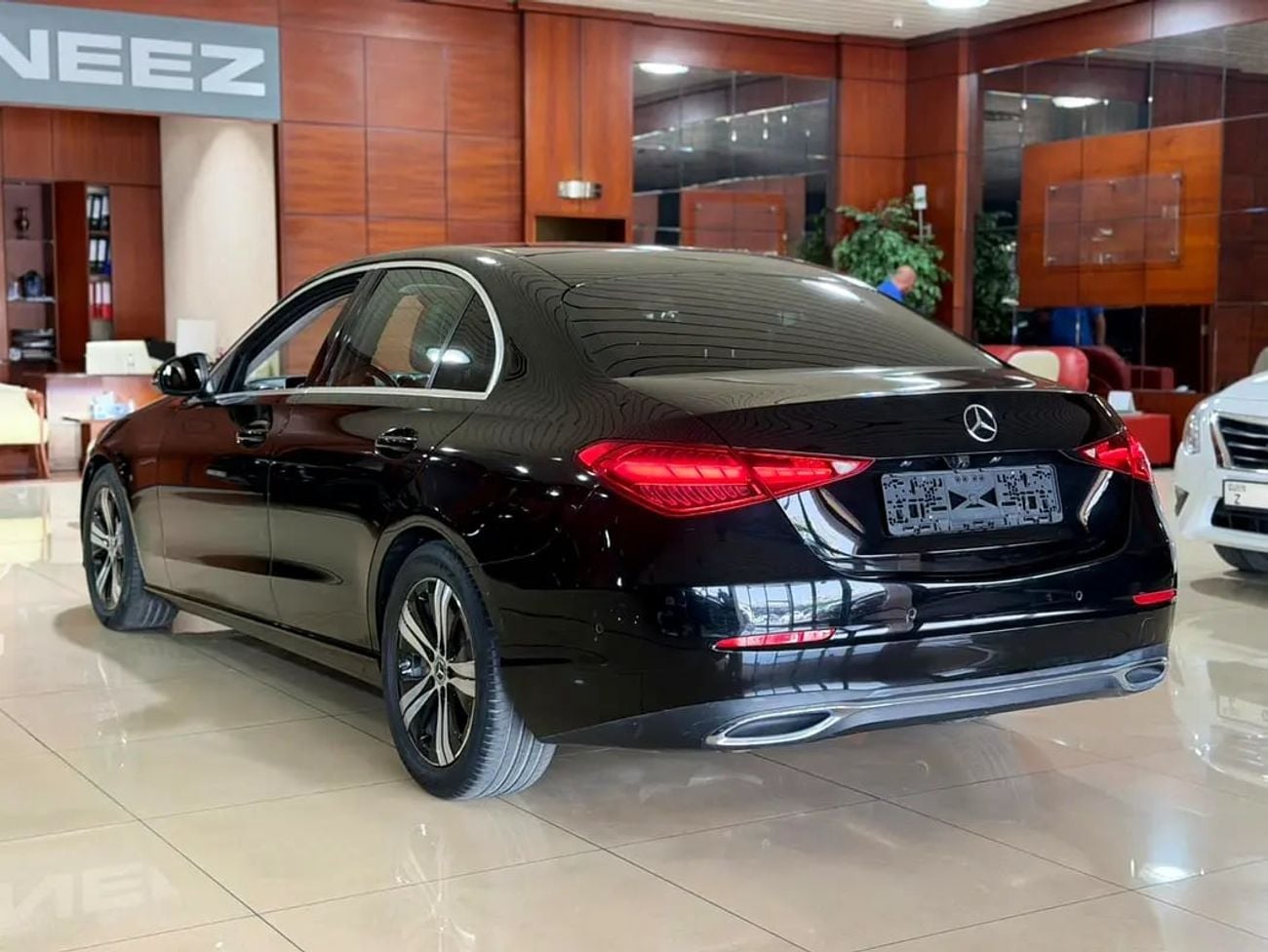 مرسيدس بنز C 300 C300 German Specs