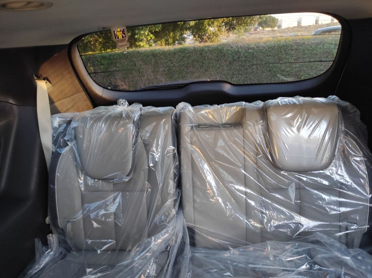 Kia Sedona Kia Sedona 2015 7 seater full options no1