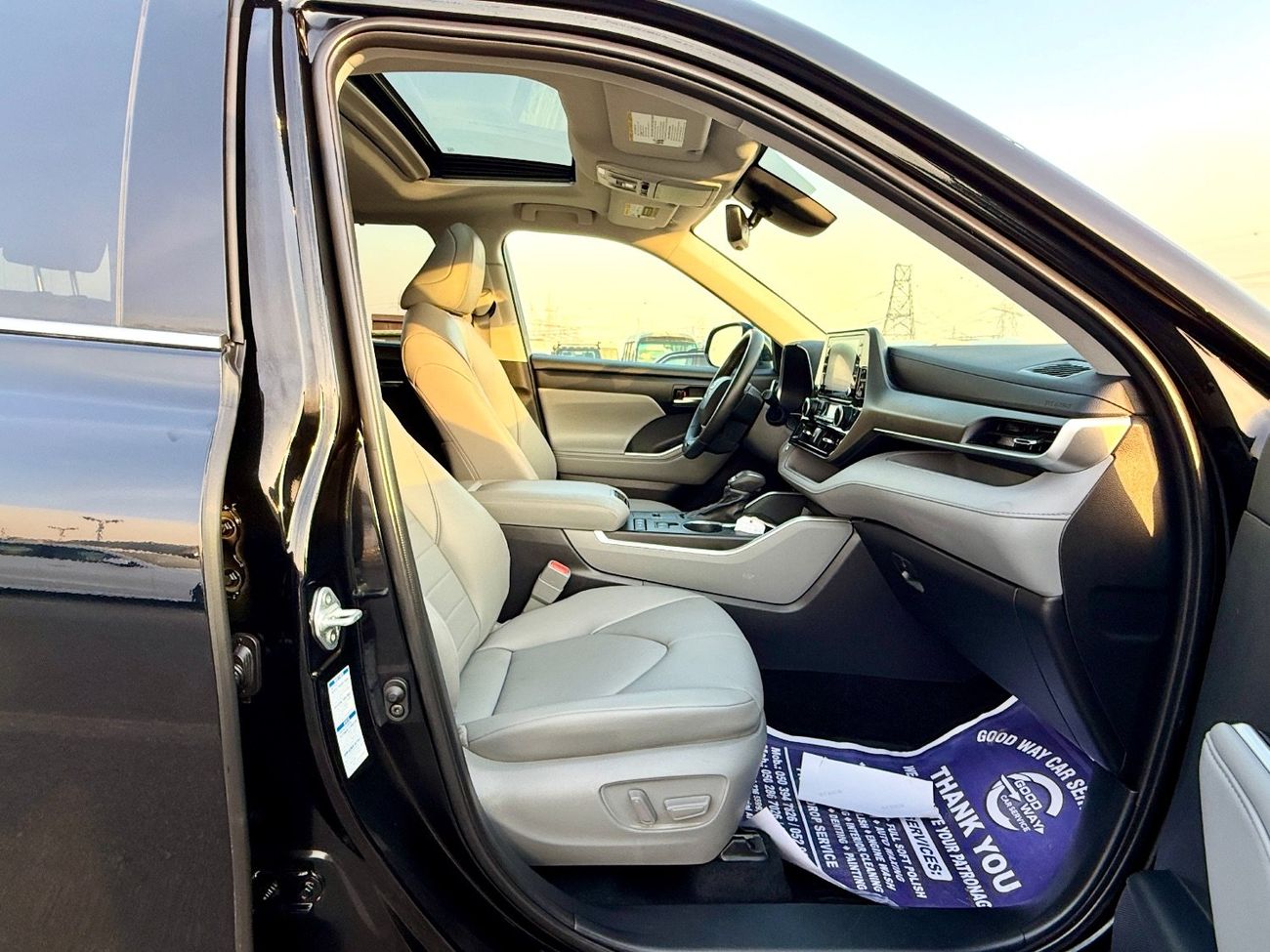 Toyota Highlander Highlander xle Hybrid AWD