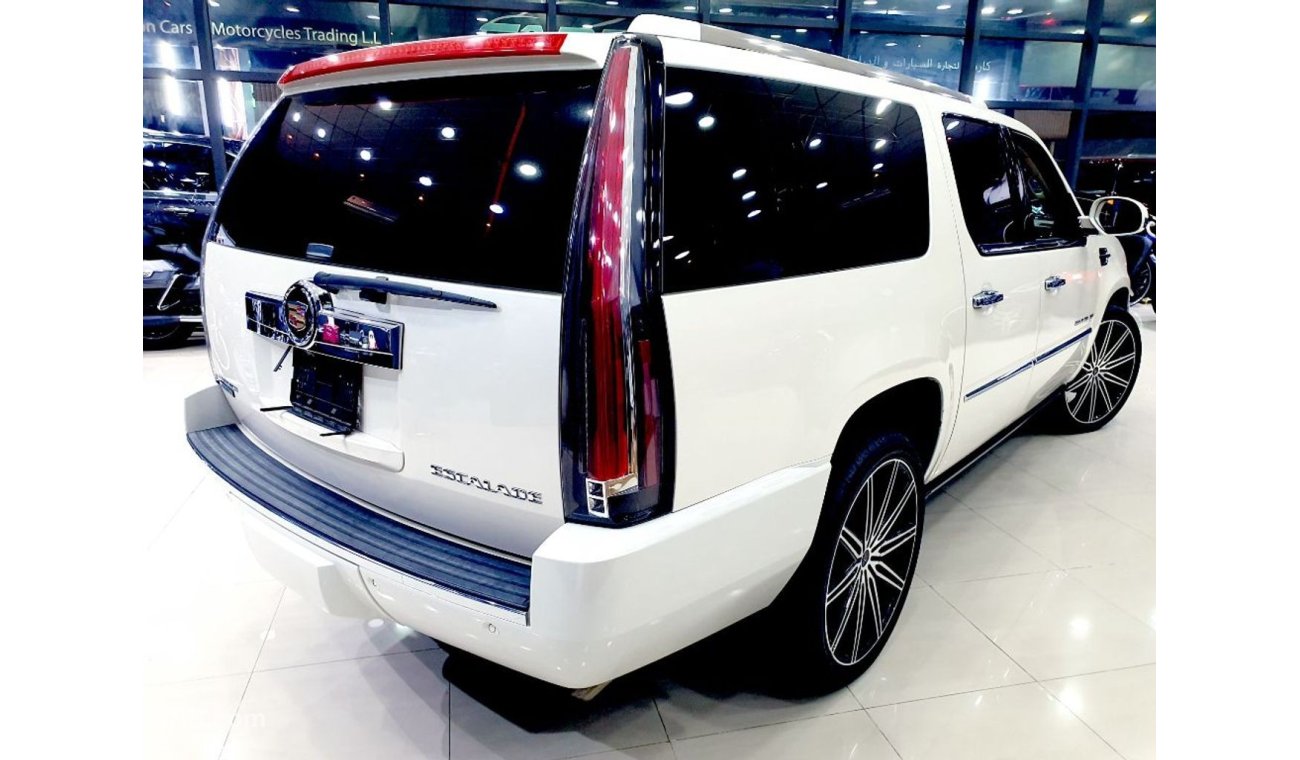 Cadillac Escalade PLATINUM - 2012 - GCC -( 1,850 AED PER MONTH/ 2YRS )