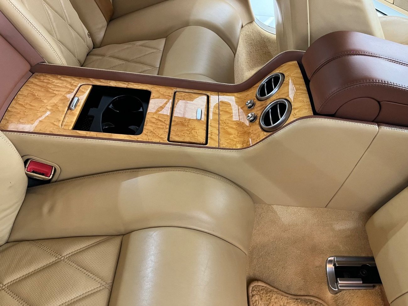 بنتلي كونتيننتال جي تي