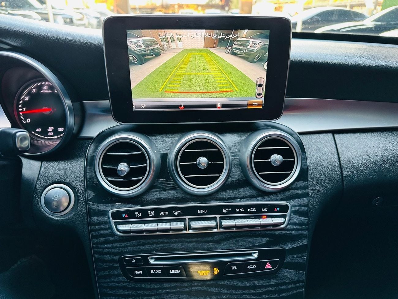 Mercedes Benz C200 STD