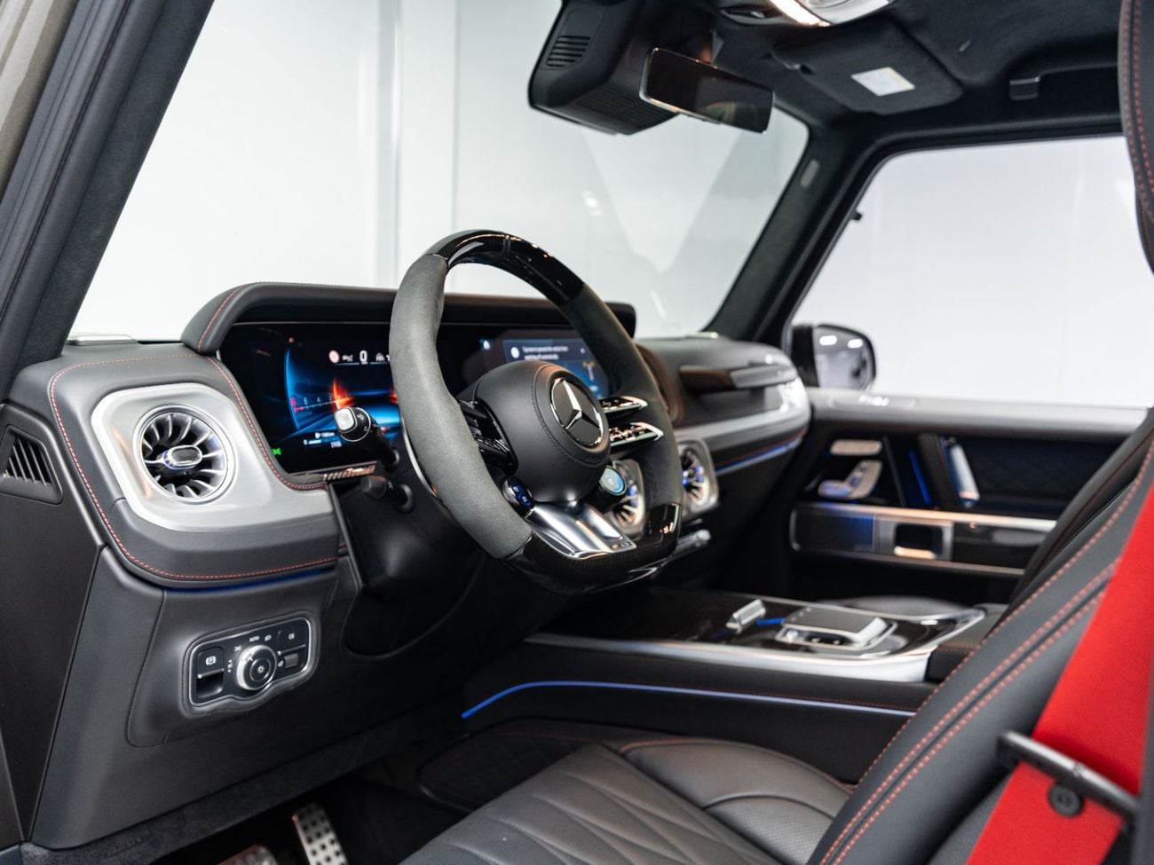 Mercedes Benz G63 AMG STD BUY NOW, PAY 2027 | THE BLACKLINE STANDARD | 2029 Mercedes Warranty + Service Contract, GCC