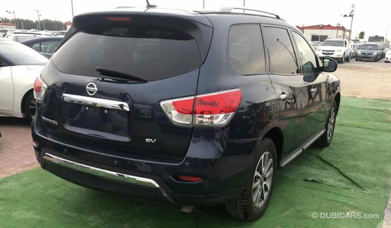 Nissan Pathfinder بيع او مبادله