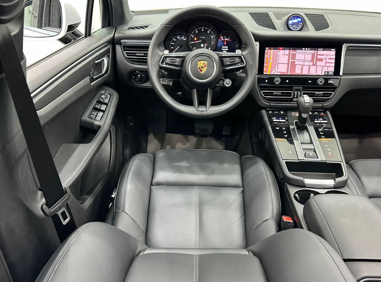 Porsche Macan 2023 Porsche Macan, January 2025 Porsche Warranty, Full Porsche Service History, Very Low Kms, GCC