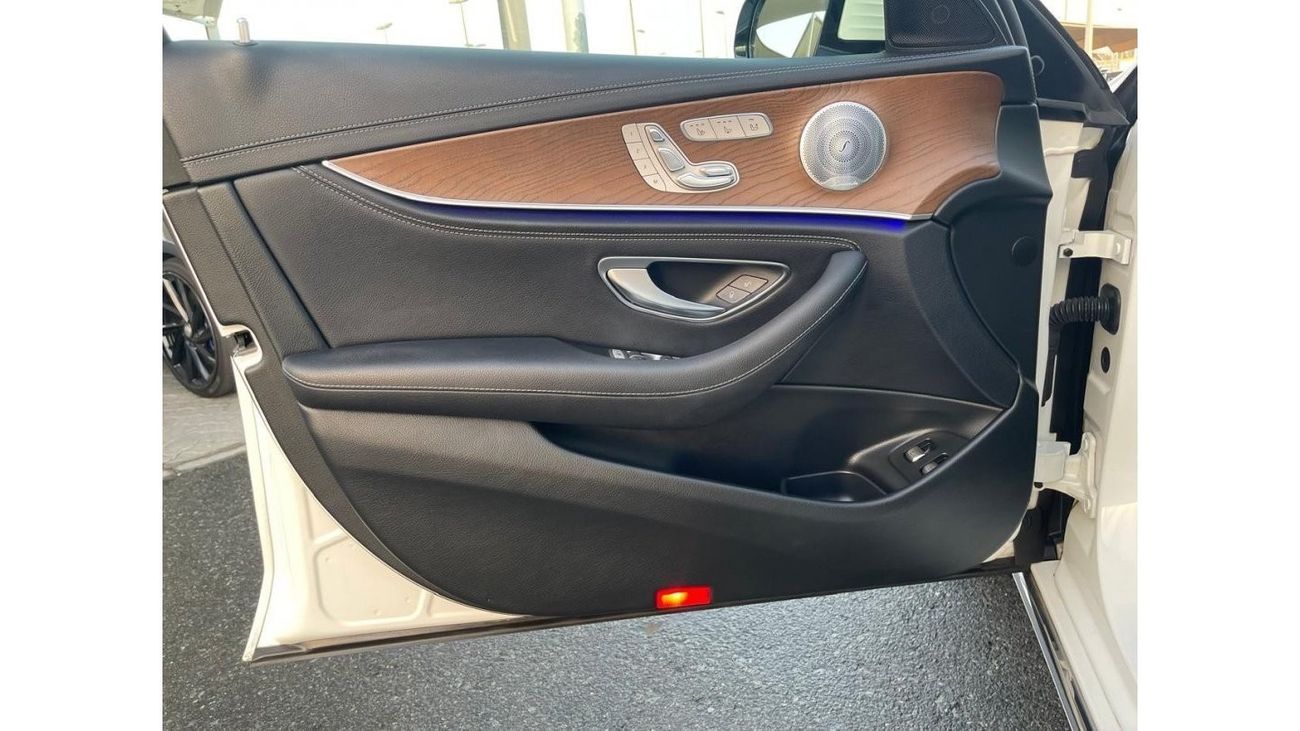 مرسيدس بنز E300 AMG AMG