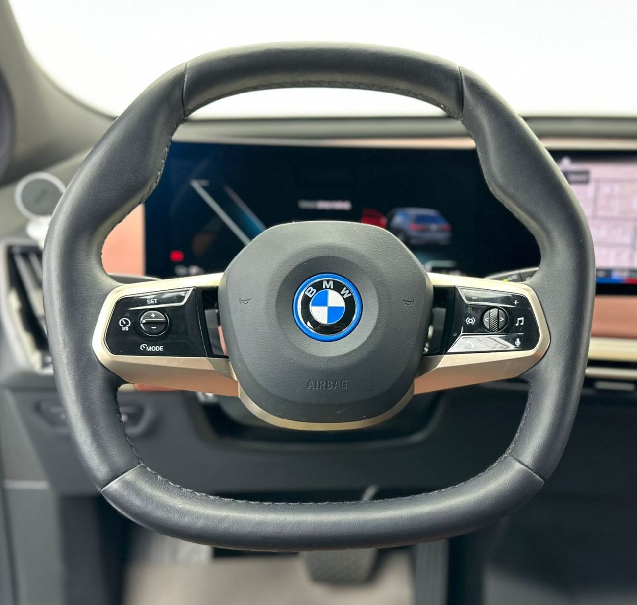 BMW iX 2023 BMW iX xDrive40i, BMW Warranty + Service Contract, BMW Full Service History, GCC