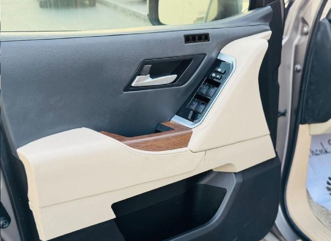 Toyota Land Cruiser 2019 Model Facelift to 2025 Shape Exterior and Interior Full Option Very Perfect Condition