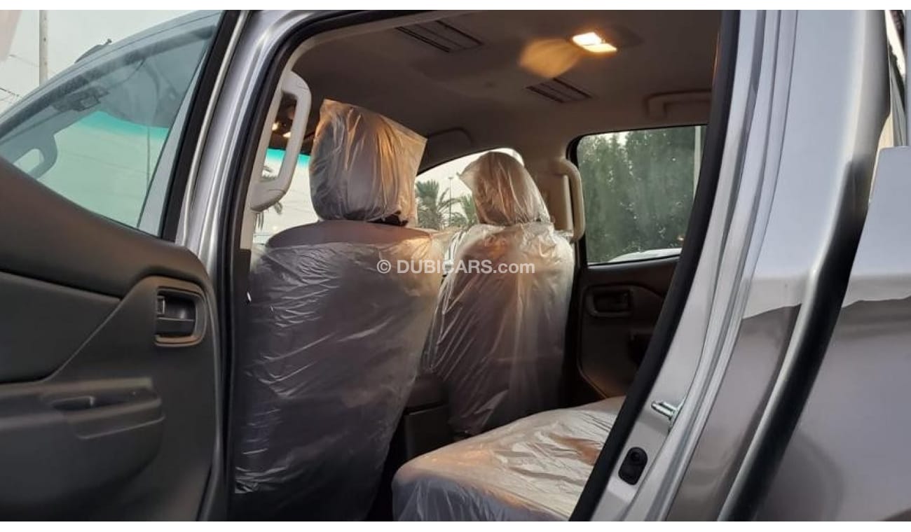 ميتسوبيشي L200 Mitsubishi L200 Pick Up D/Cab M/T 2.4L Diesel with Chrome Package