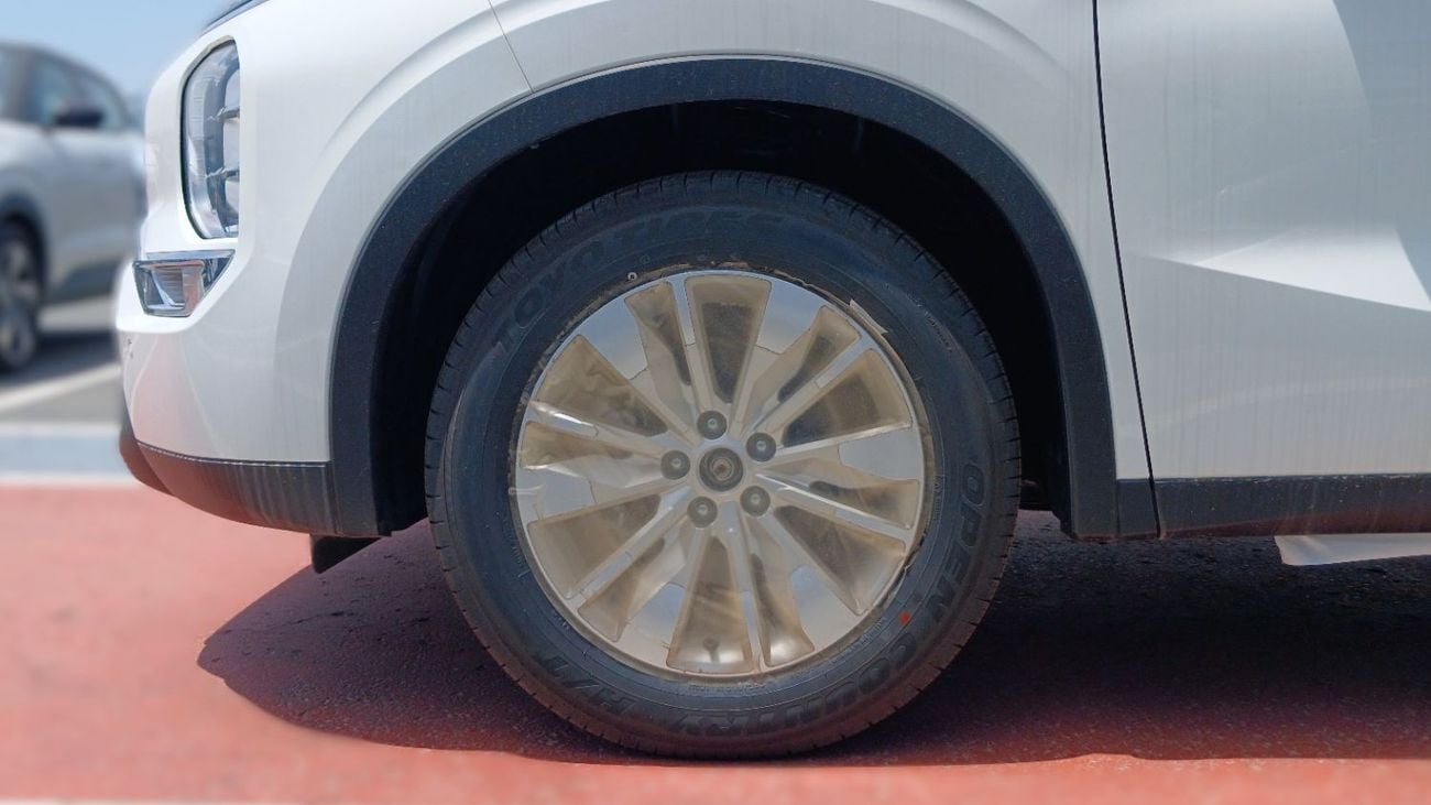 ميتسوبيشي آوتلاندر M Line 2.5L Petrol FWD 2026YM