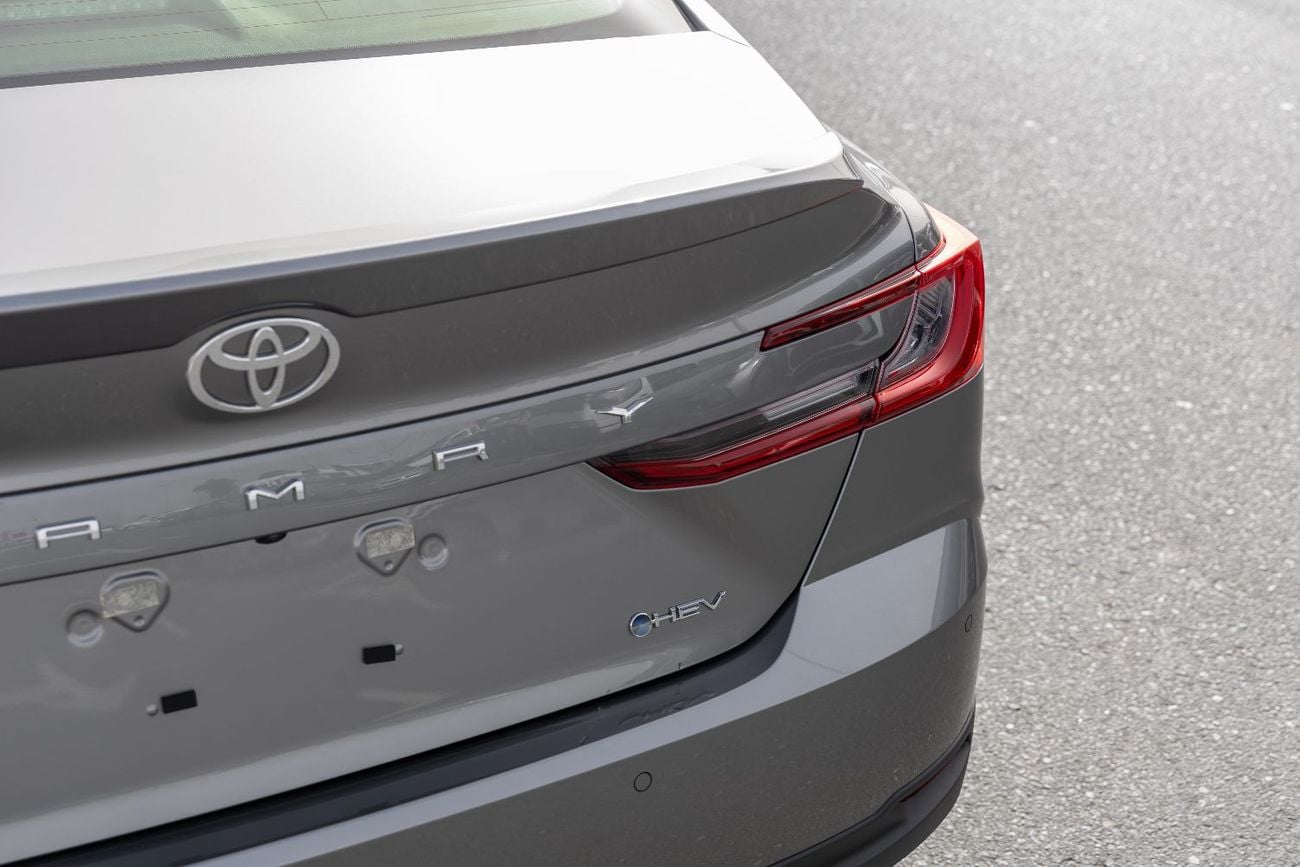 Toyota Camry Toyota Camry LE 2.5 L | Hybrid | Gray | Panoramic Sunroof | Electric Chair | 2026 GCC Specs
