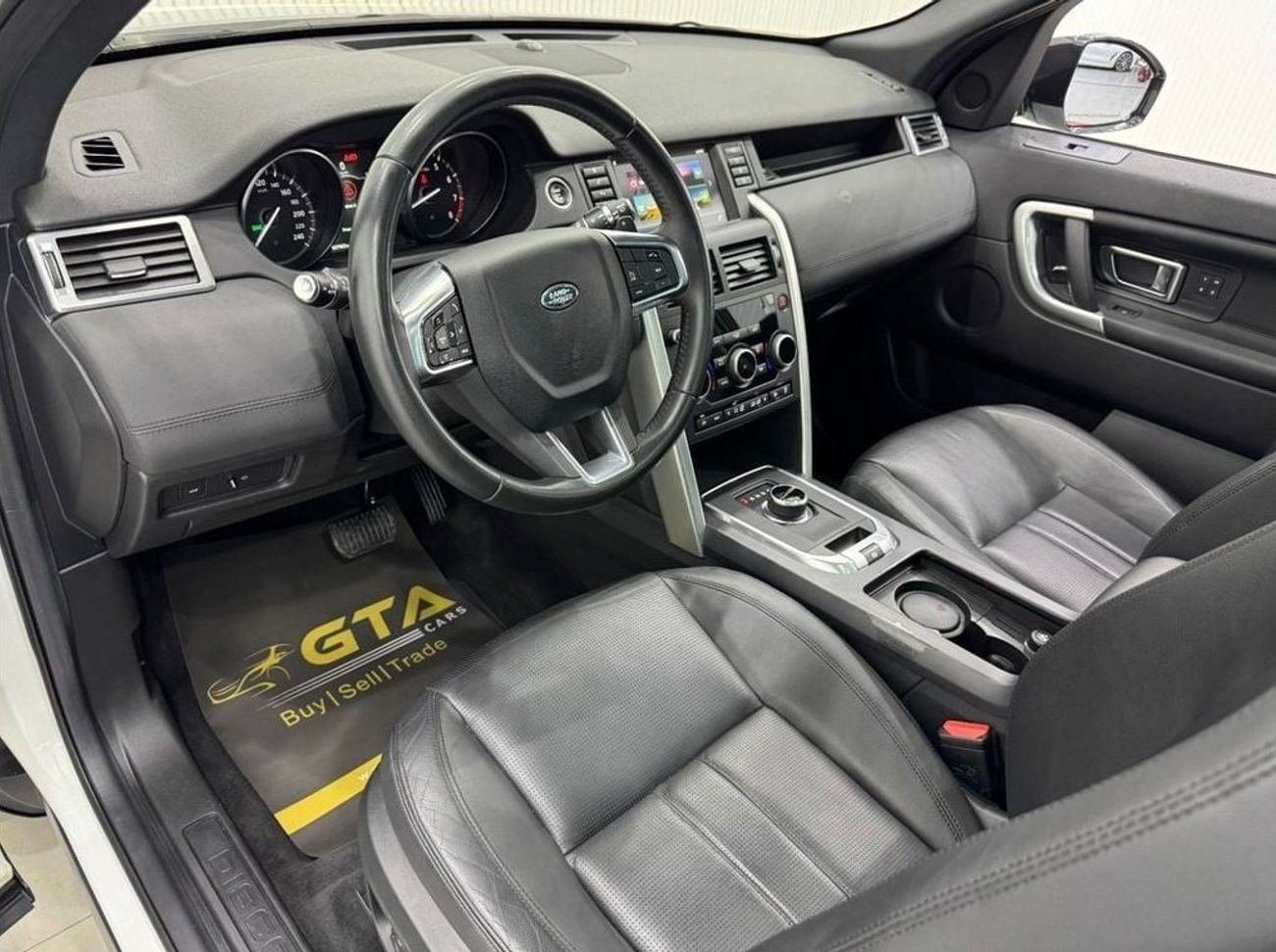 Land Rover Discovery Sport Si4 HSE 2.0L (5 Seater) 2017 Land Rover Discovery Sport HSE Si4 Black Edition, Service History, Exce