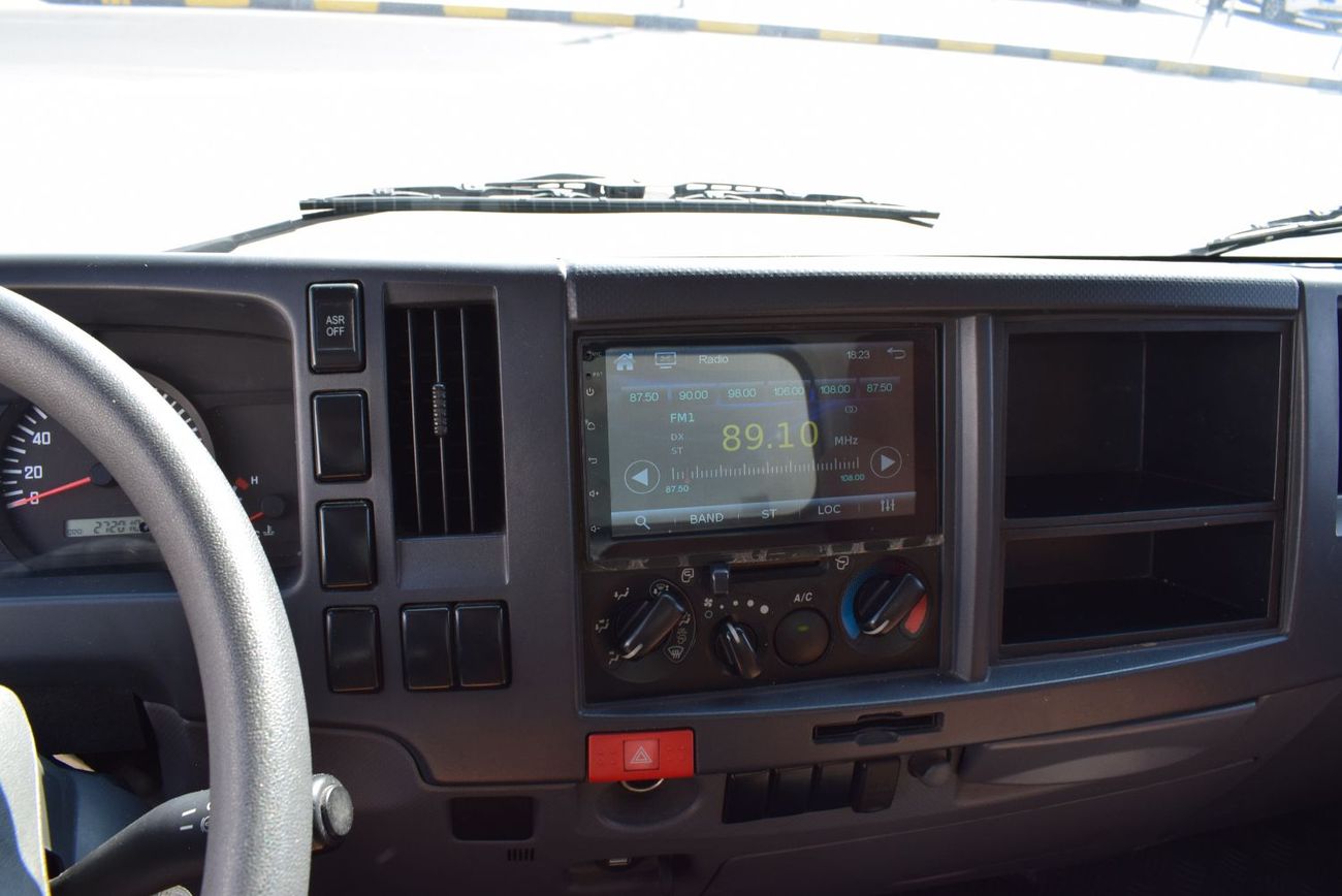 إيسوزو NPR Isuzu Npr Pick up with Box, model:2021. Excellent condition