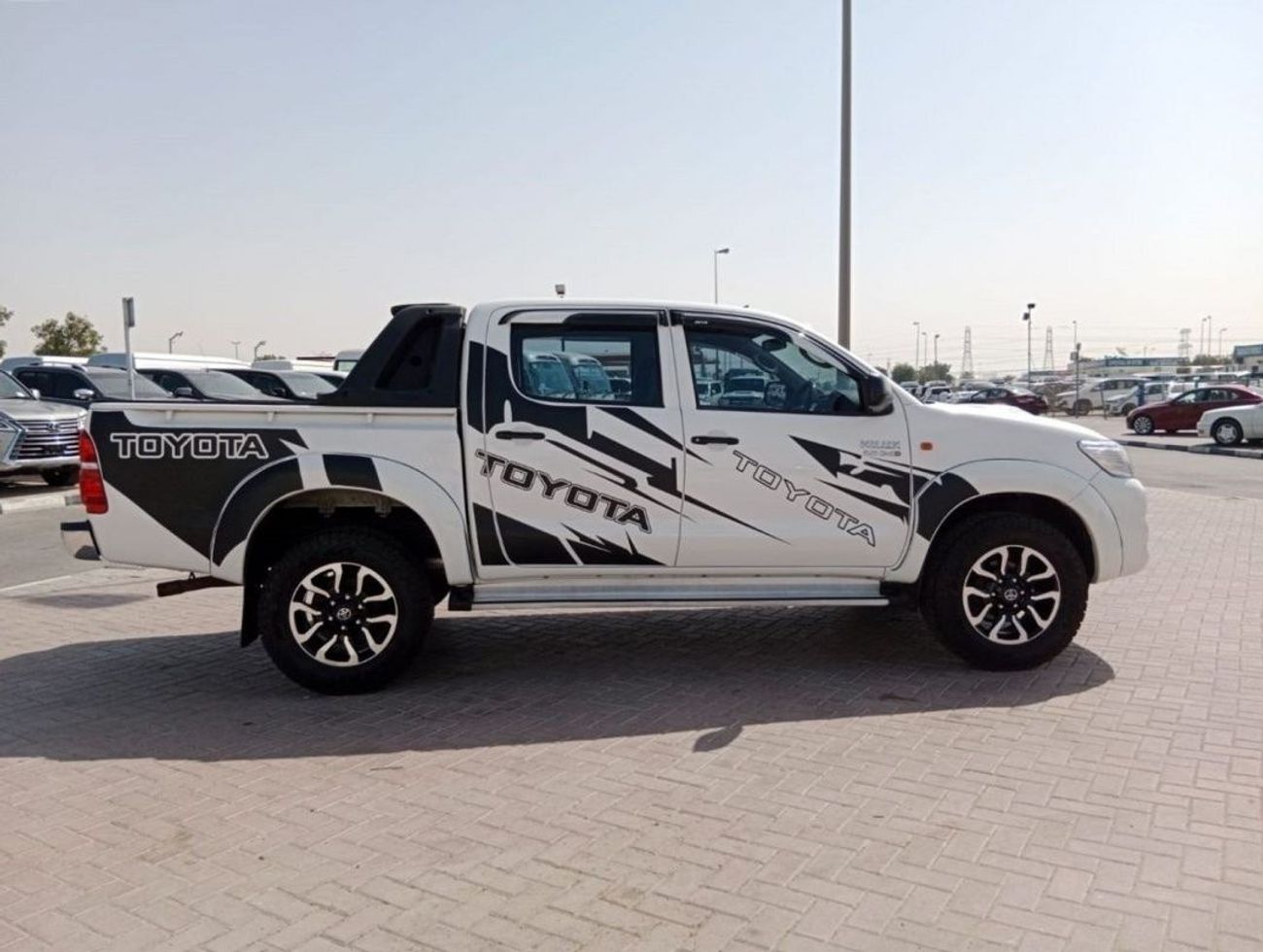 Toyota Hilux TOYOTA HILUX PICK UP RIGHT HAND DRIVE (PM1230)