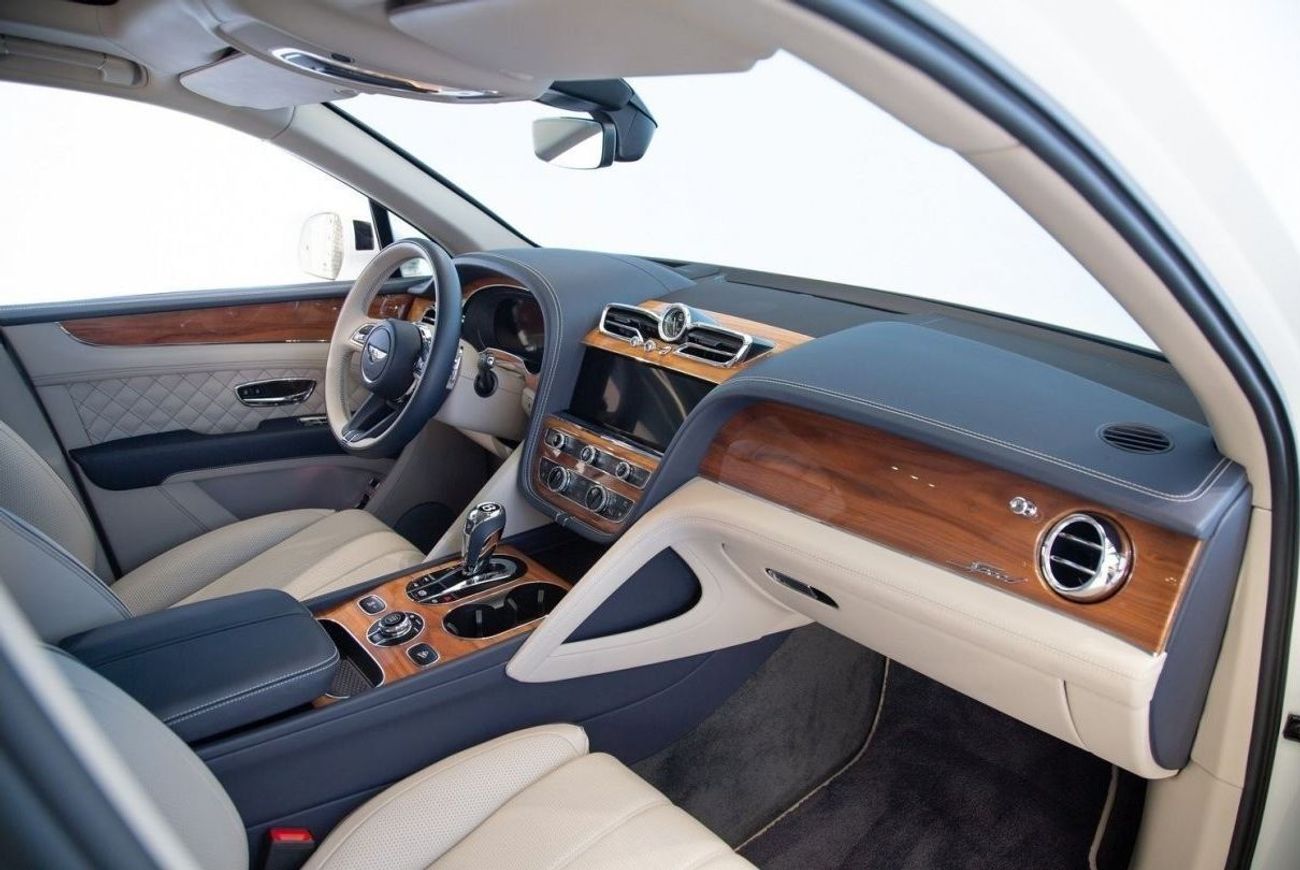 بنتلي بينتايجا Bentley Bentayga Speed Black Edition W12