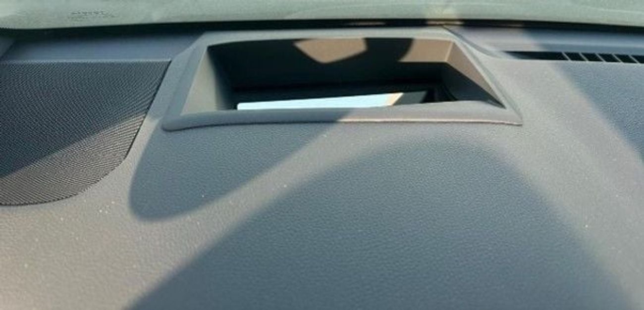 Toyota Land Cruiser TOYOTA LC300 VXR - 3.5L - PET - AT - FULL OPTION - 2026 MY ( YEMEN )