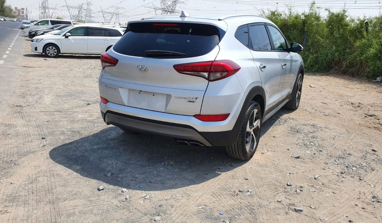 Hyundai Tucson LIMITED 1.6 4X4