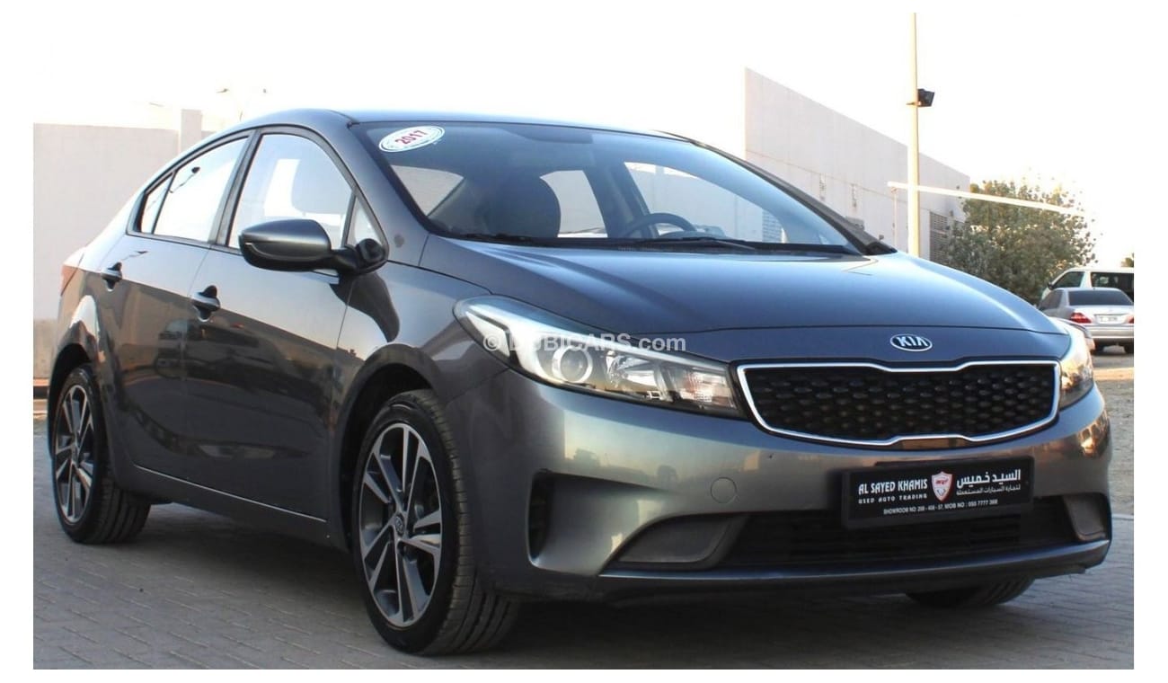 كيا سيراتو كيا سيراتو2017 خليجي بحالة ممتازة بدون حوادث