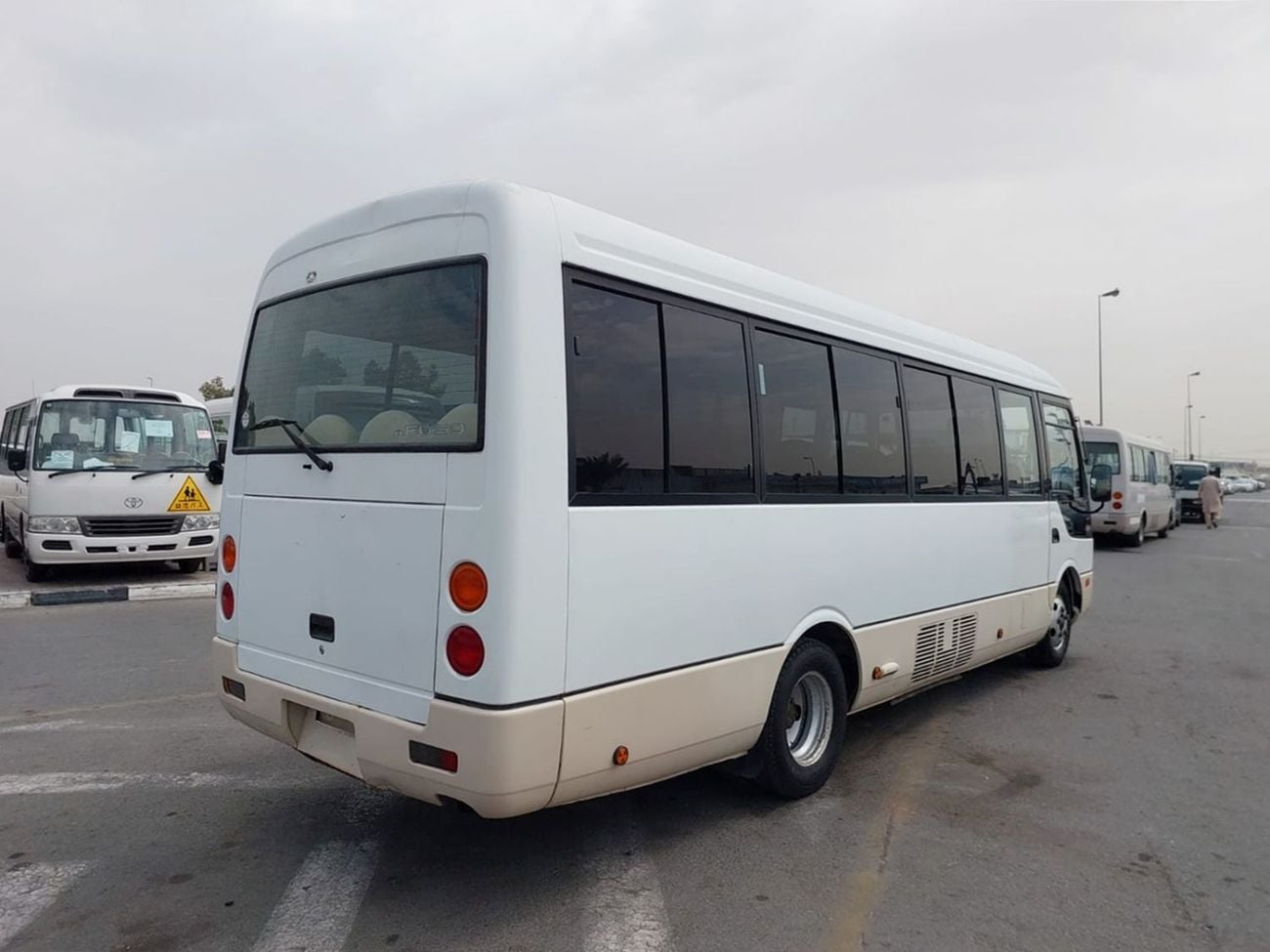 ميتسوبيشي روزا (RAMADAN OFFER) MITSUBISHI ROSA BUS RHD 2007 MODEL 4.9 L DIESEL AUTOMATIC(PM00332)