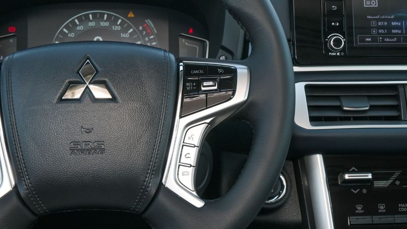 ميتسوبيشي إكسباندر كروس Brand New Mitsubishi Xpander Cross 2025 1.5L AT FWD|Grey/Black|XPANDER-CR-25| FOR EXPORT ONLY