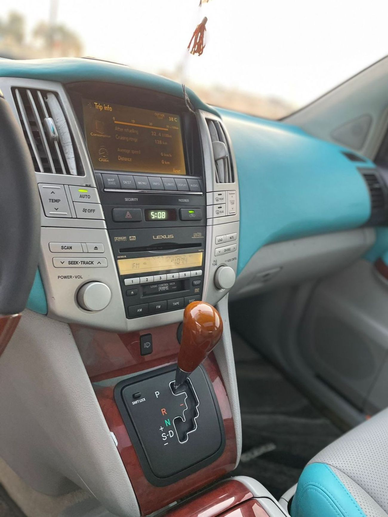 Lexus RX350 2006 Lexus RX350 Gcc Specs 3.5L V6 Full Option - 273,000 km