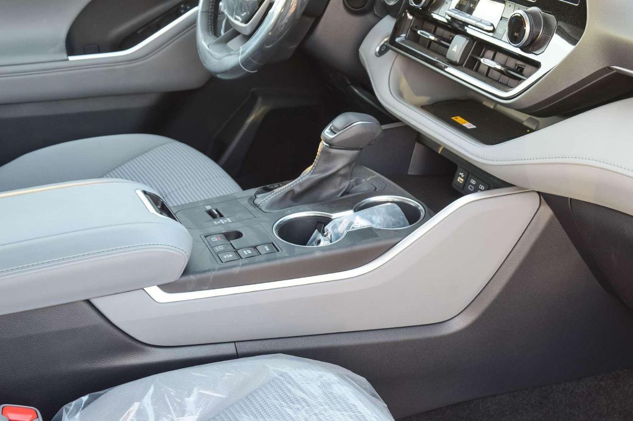 Toyota Highlander TOYOTA HIGHLANDER GLE HYBRID 2.5L FWD AT SUV 2025