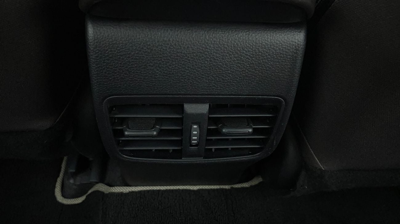 تويوتا كورولا XLI 1.6 | بدون دفعة مقدمة | اختبار قيادة مجاني للمنزل