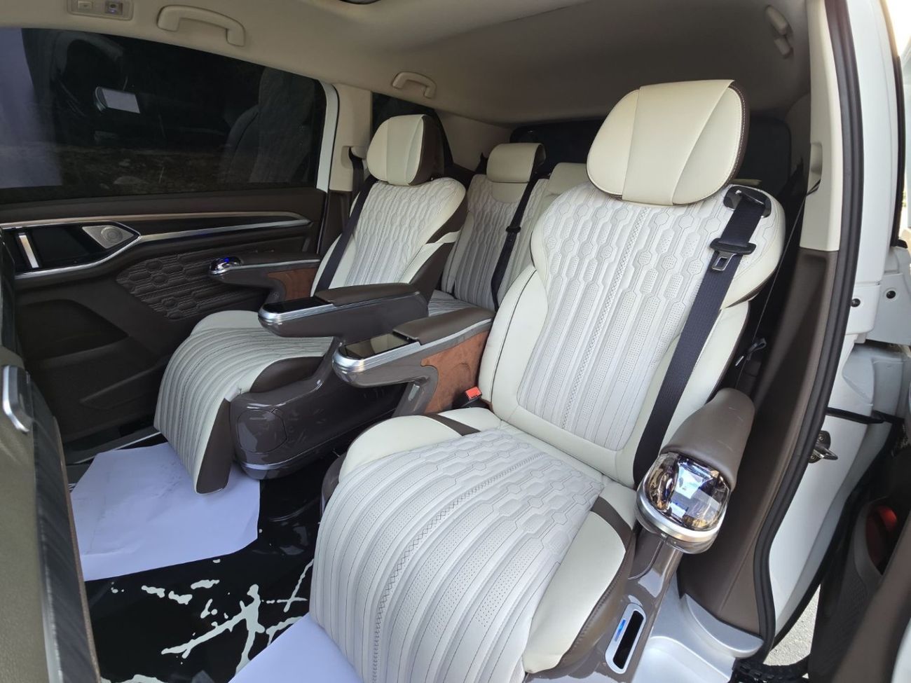 فولكس واجن فلورن VILORAN 2020 ORGINAL PAINT // ACCIDENT FREE // VIP SETAS // FULL OPITION