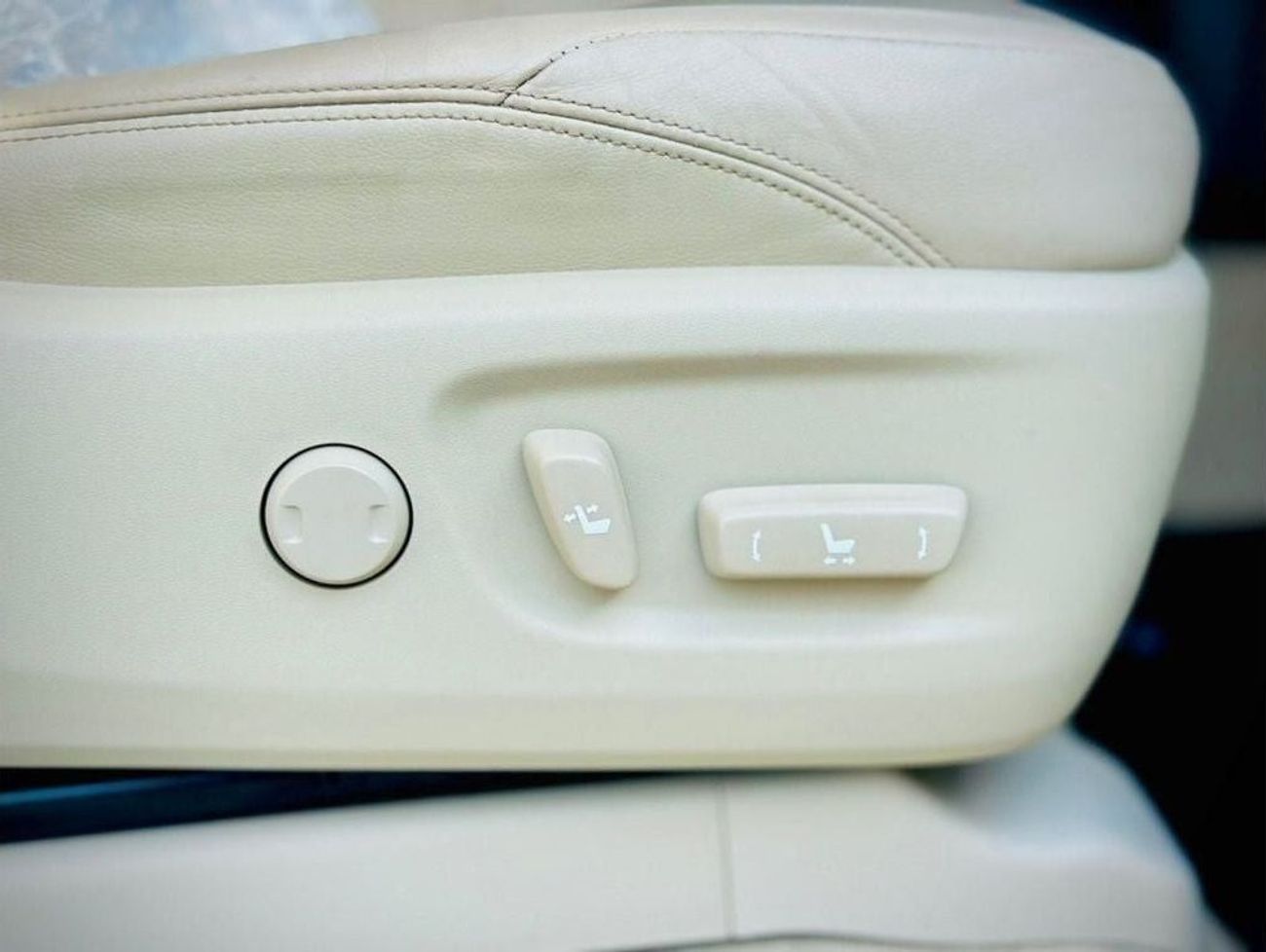 Toyota Prado 2018 Kakadu RHD Diesel Engine Full Option Very Clean Title