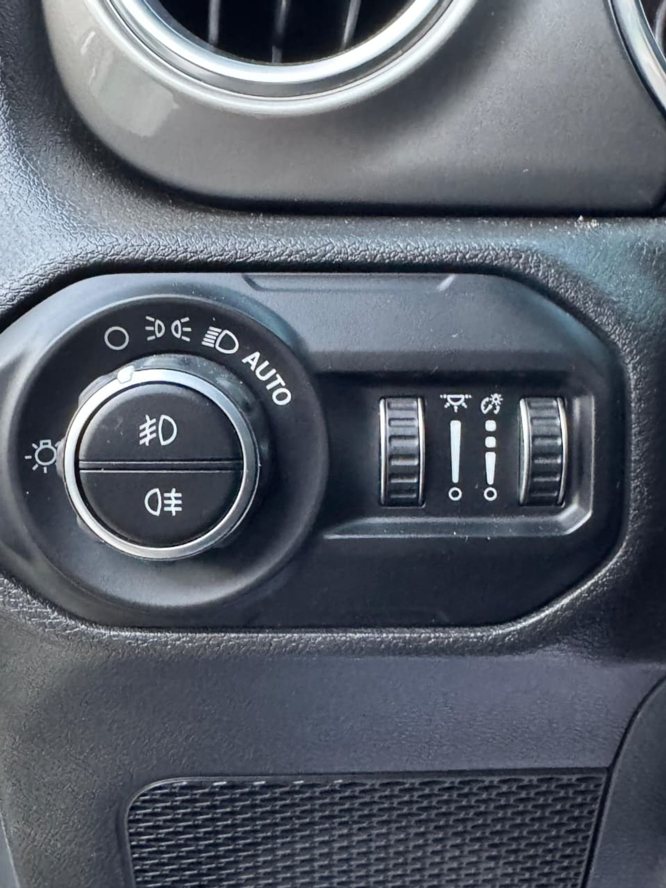 Jeep Wrangler Unlimited Sahara Plus 3.6L