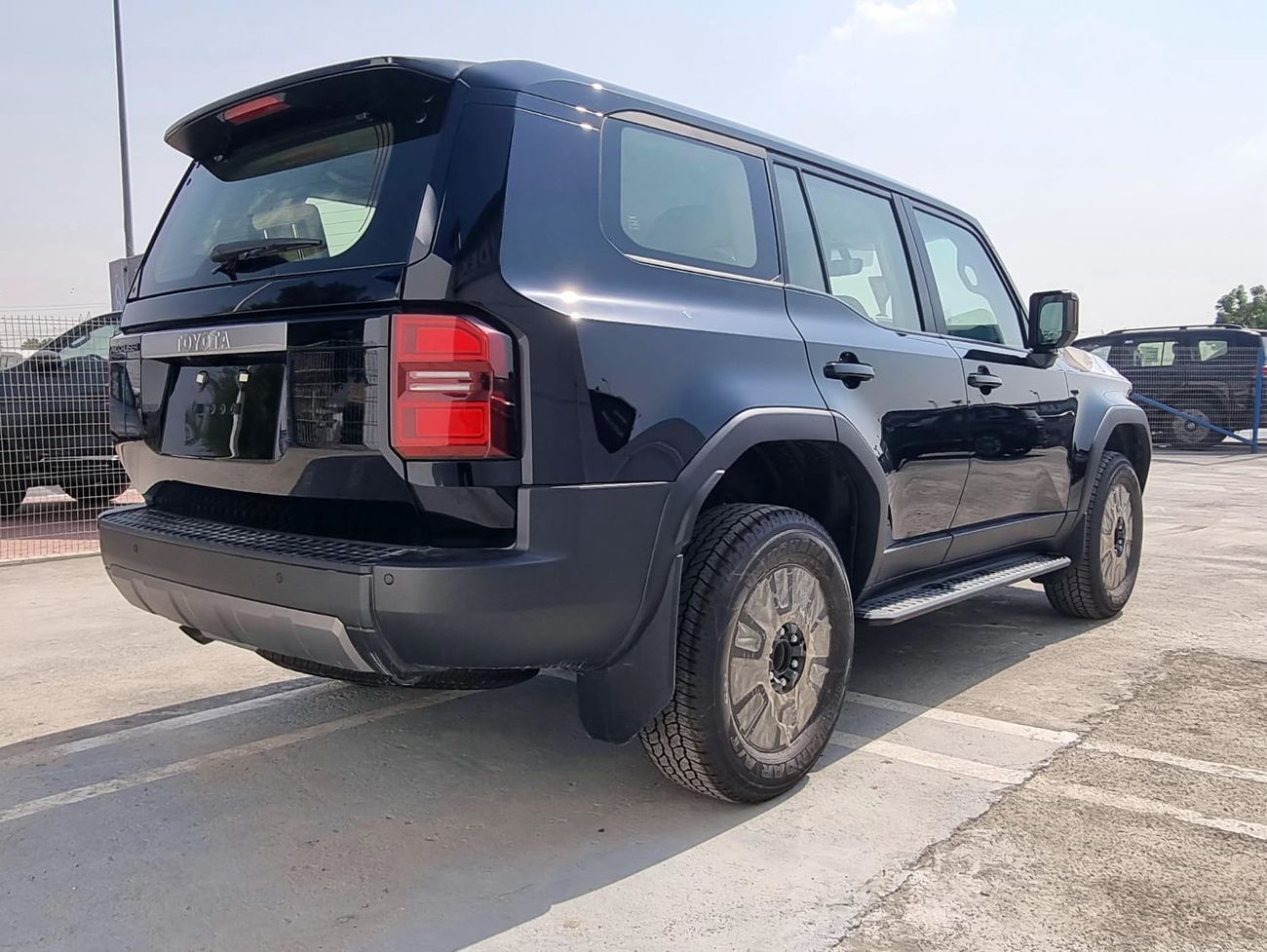 Toyota Prado TOYOTA PRADO 2.8L DIESEL 4X4 WITH LEATHER SEATS MY 2025