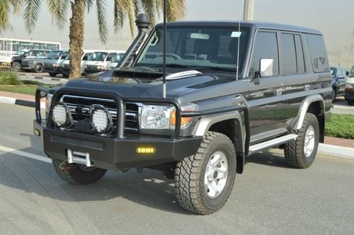 تويوتا لاند كروزر 70 2018 TOYOTA LAND CRUISER HARDTOP 5 DOOR TURBO