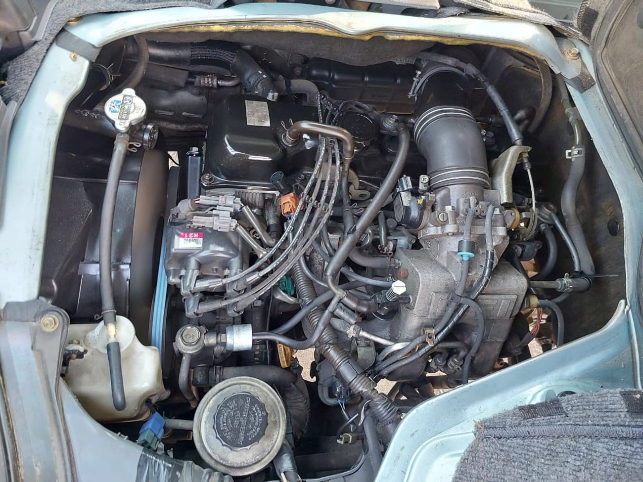 Toyota Hiace TOYOTA HIACE VAN RHD 2002 MODEL 2.4 L PETROL MANUAL(PM01410)