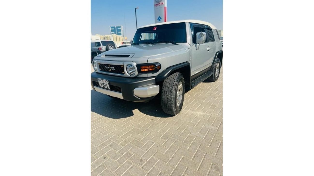 Toyota FJ Cruiser Accident free,First owner,Agency Maintained.Climate,Under warranty