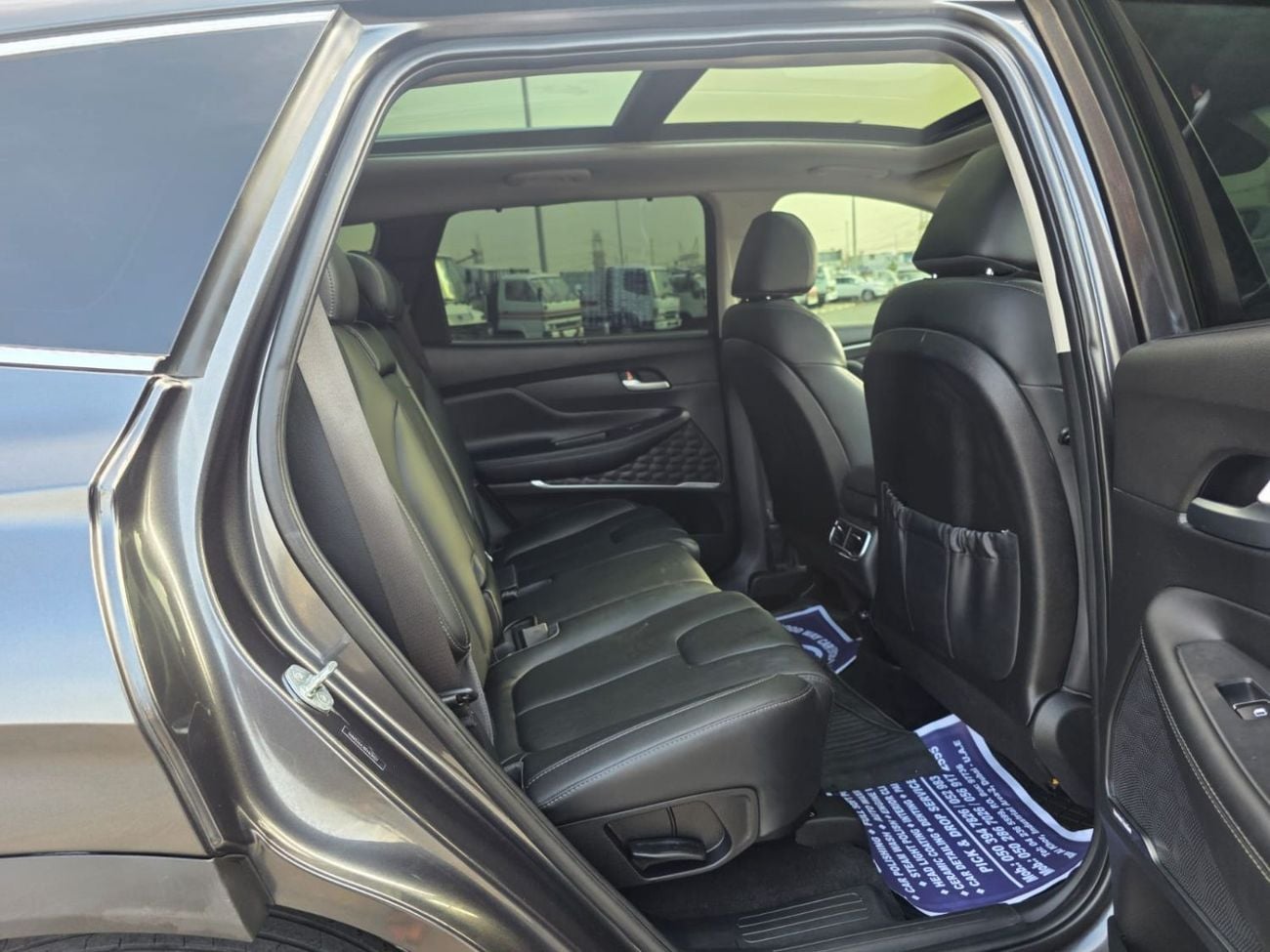 Hyundai Santa Fe Comfort 2.4L Panoramic Roof , 360 camera and Trunk automatic