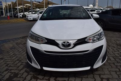 تويوتا يارس SE 1.5L Sedan
