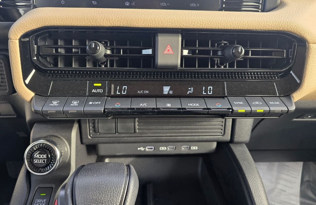 تويوتا برادو Toyota land Cruiser prado  MID 2.4l petrol Turbo A/T SUV 4WD  grey color 2026 model