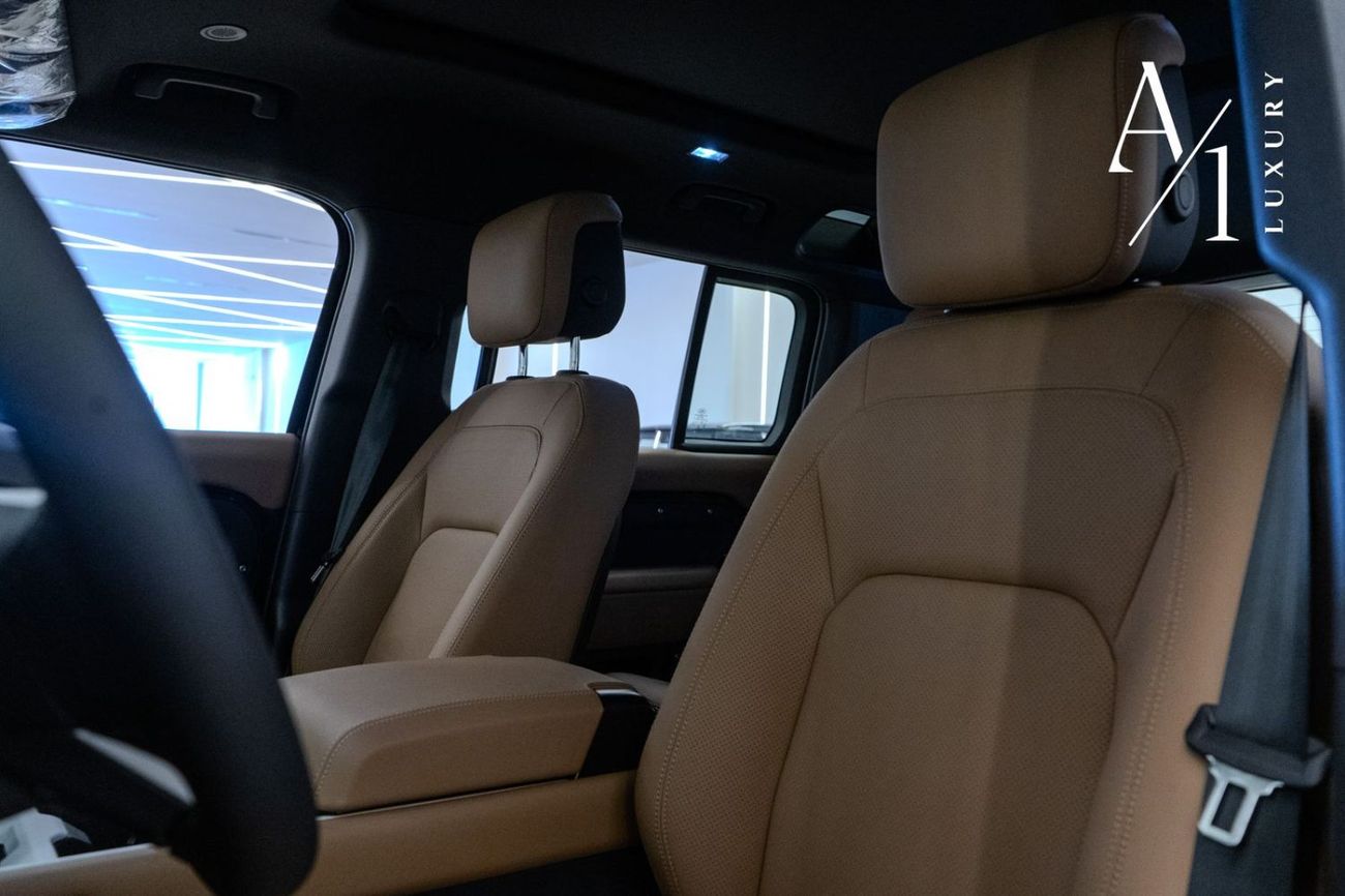 Land Rover Defender P400 110 X-Dynamic SE 3.0L (5 Seater) 2025 Defender, 5 Years Land Rover Warranty, Delivery Kms, GCC